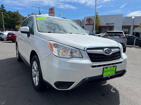 Used 2014 Subaru Forester 2.5i Premium w/ All-Weather Package AWD/4WD image 1