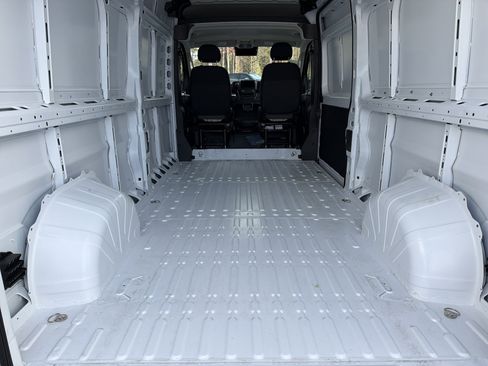 Used 2025 RAM ProMaster 2500 image 18