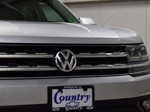Used 2018 Volkswagen Atlas SE image 11