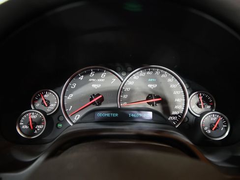 Used 2013 Chevrolet Corvette Grand Sport w/ 3LT Preferred Equipment Group RWD image 18