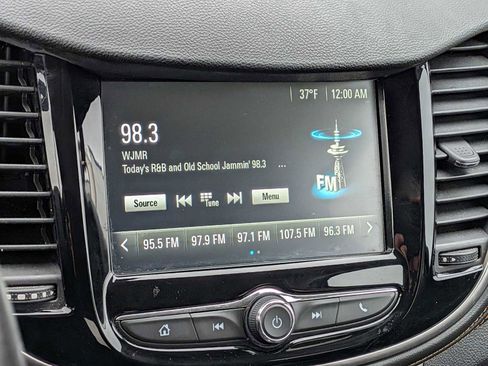 Used 2017 Chevrolet Trax LT w/ LT Convenience Package image 26