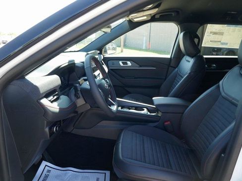 New 2025 Ford Explorer ST-Line w/ ST-Line Street Pack image 13