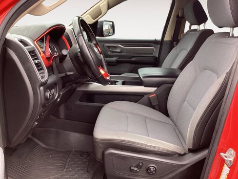 Used 2019 RAM 1500 Big Horn AWD/4WD image 25