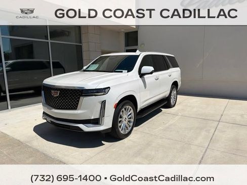 Used 2023 Cadillac Escalade Premium Luxury AWD/4WD image 1