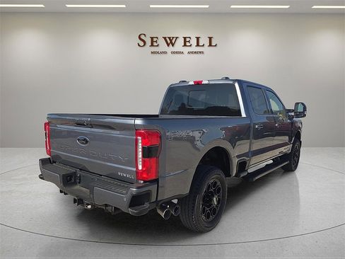 Used 2024 Ford F250 Lariat w/ Lariat Ultimate Package image 4