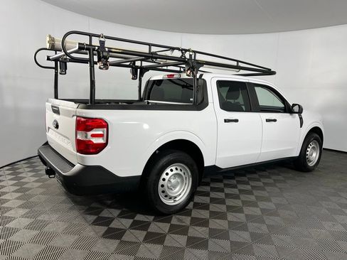 Used 2025 Ford Maverick XLT w/ Equipment Group 302A image 5