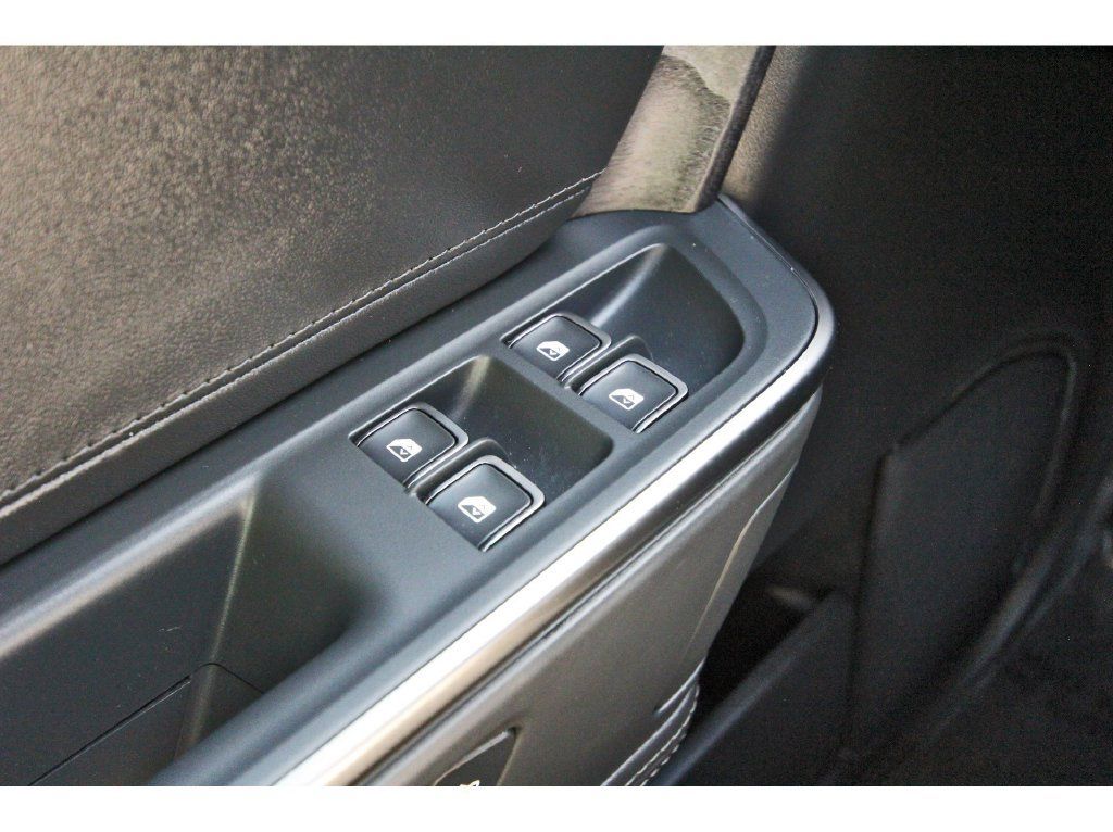Used 2026 Rivian R1S Adventure Dual AWD/4WD image 22