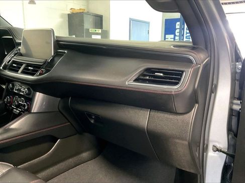 Used 2024 Chevrolet Tahoe RST w/ Luxury Package AWD/4WD image 13