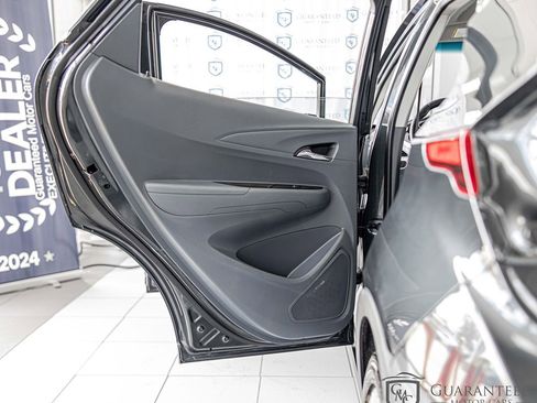 Used 2020 Chevrolet Bolt LT FWD image 29