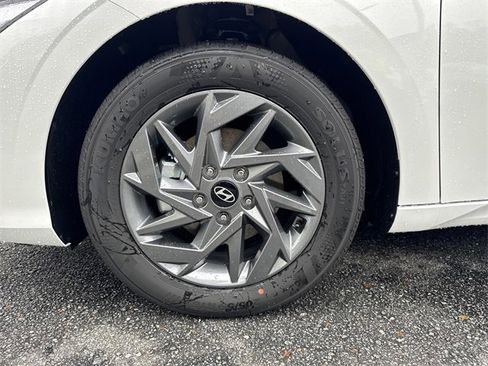 New 2026 Hyundai Elantra Blue image 11