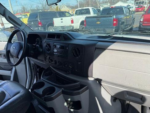 Used 2012 Ford E-150 and Econoline 150 E150 VAN w/ PWR Group image 13