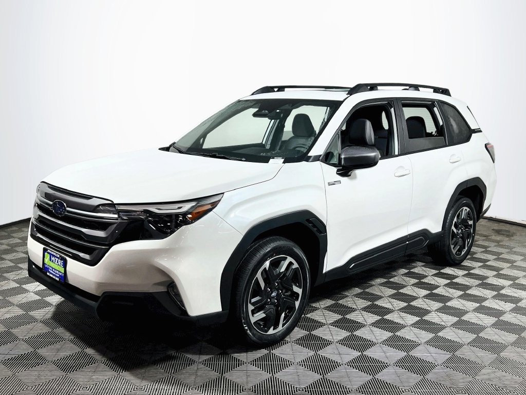 New 2026 Subaru Forester Touring AWD/4WD image 3