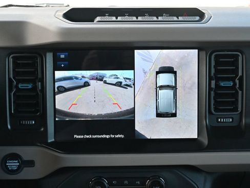 Used 2023 Ford Bronco Wildtrak AWD/4WD image 21