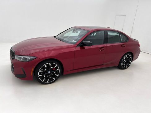 Used 2026 BMW 330i xDrive Sedan w/ M Sport Package AWD/4WD image 5