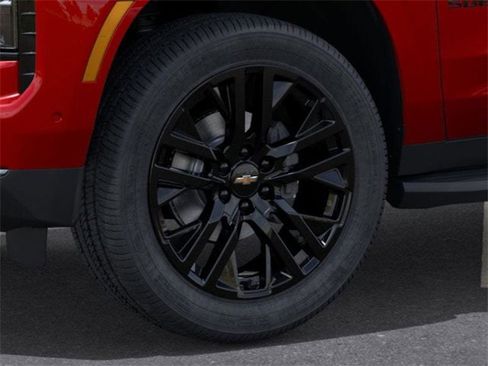 New 2026 Chevrolet Suburban Premier image 9