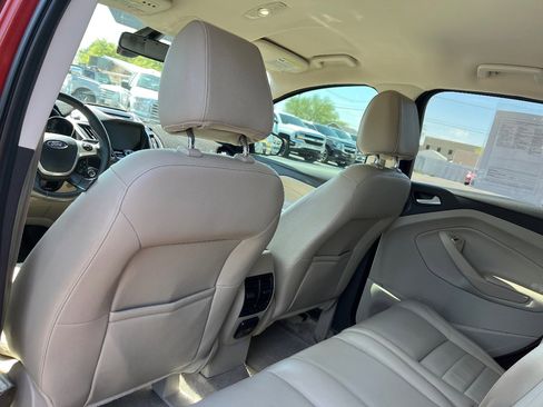 Used 2014 Ford Escape Titanium FWD image 28