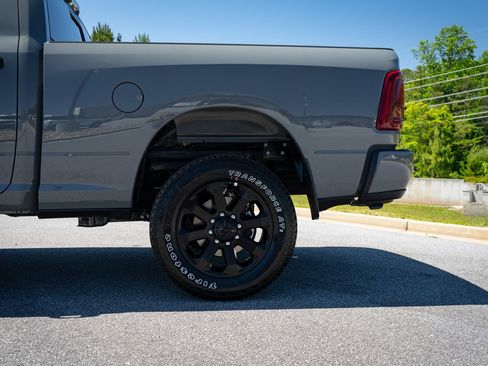 New 2026 RAM 2500 Big Horn AWD/4WD image 6