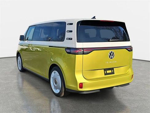 New 2025 Volkswagen ID. Buzz 1st Edition image 5