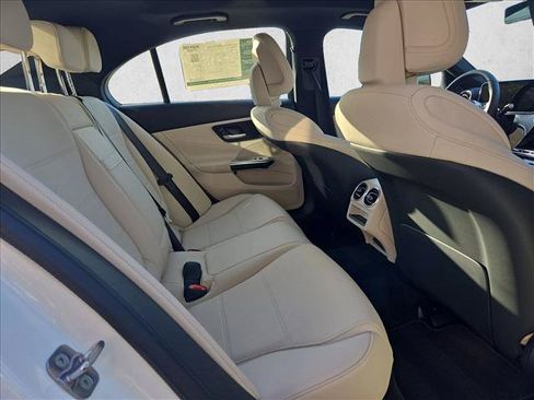 Used 2026 Mercedes-Benz C 300 Sedan image 18