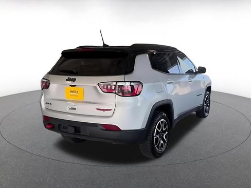 Used 2025 Jeep Compass Trailhawk w/ Trailer Tow Group AWD/4WD image 11
