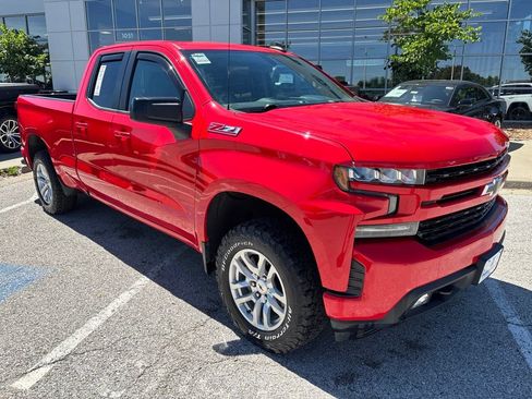 Used 2019 Chevrolet Silverado 1500 RST AWD/4WD image 6
