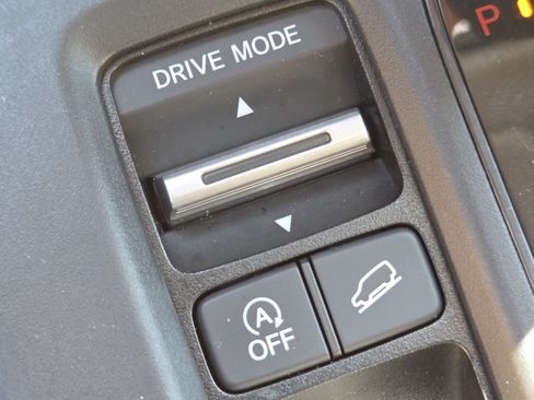 Used 2023 Honda Civic LX image 10