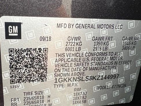 Used 2019 GMC Acadia SLE image 17