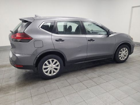 Used 2018 Nissan Rogue S AWD/4WD image 10