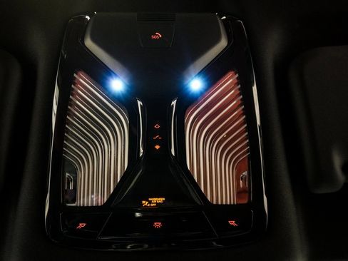 Used 2023 BMW X4 xDrive30i w/ M Sport Package image 32