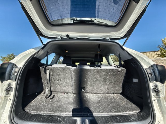 Used 2019 Toyota Highlander LE FWD image 23