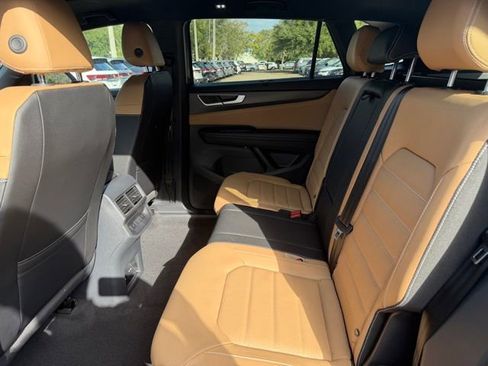 New 2026 Volkswagen Atlas Cross Sport SEL R-Line AWD/4WD image 7