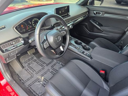 Used 2025 Honda Civic Sport image 8