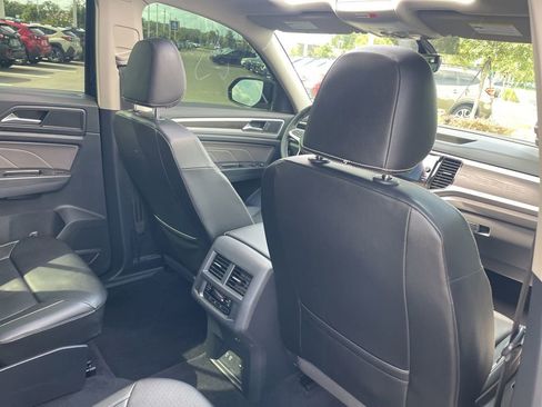 Used 2022 Volkswagen Atlas SE FWD image 31