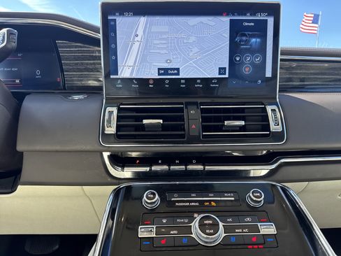Used 2022 Lincoln Navigator Black Label image 29