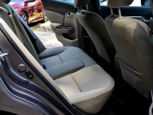 Used 2014 Honda Civic EX image 9