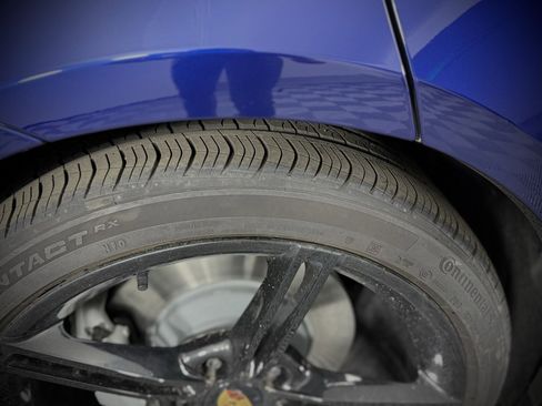 New 2024 Porsche Taycan image 19