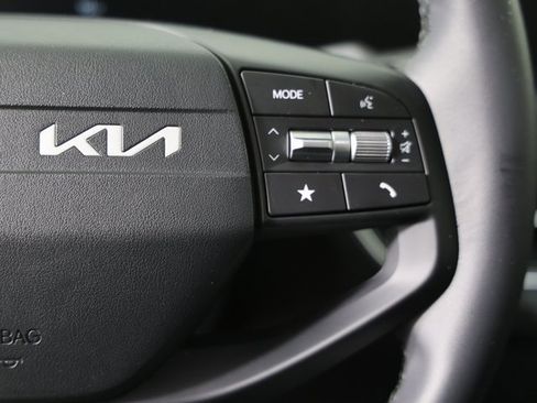 New 2026 Kia K4 EX image 13