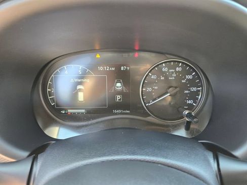 Used 2024 Nissan Kicks SV FWD image 34