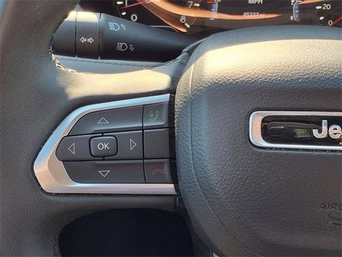 Certified 2024 Jeep Compass Limited image 8