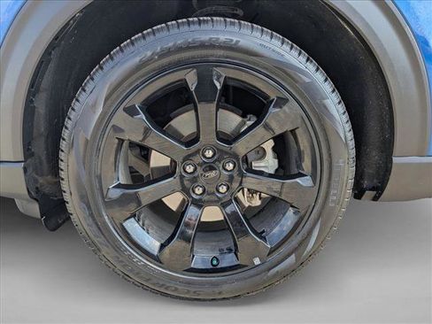 Used 2023 Ford Explorer ST-Line w/ Class IV Trailer Tow Package image 25