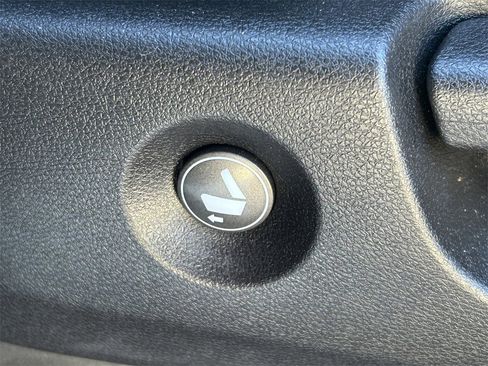 Used 2020 Acura MDX FWD image 16