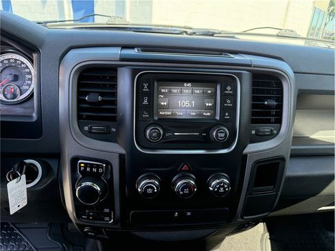 Used 2015 RAM 1500 Express AWD/4WD image 27