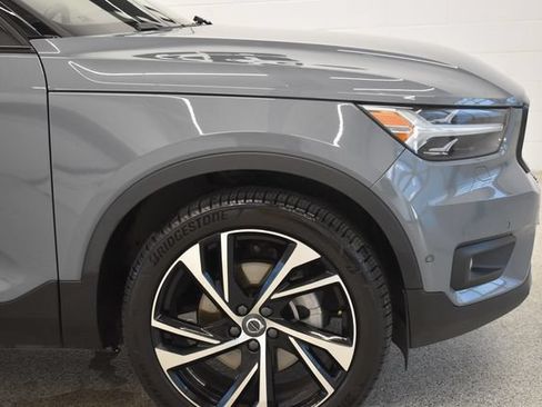 Used 2021 Volvo XC40 T5 R-Design w/ Advanced Package AWD/4WD image 13