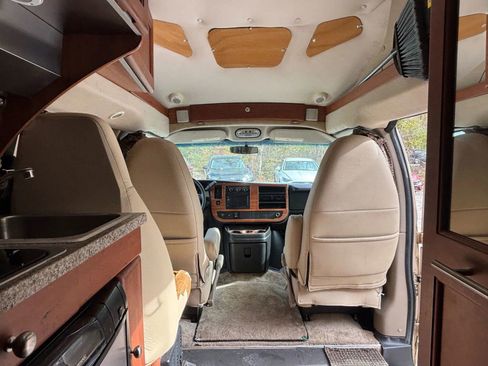 Used 2012 Chevrolet Express 2500 w/ Power Package image 29