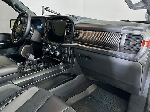 Used 2025 Ford F150 Raptor AWD/4WD image 31