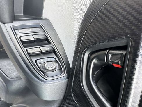 Used 2022 Subaru Crosstrek 2.0i Premium w/ Moonroof Package image 11