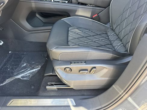 New 2026 Volkswagen Atlas SEL Premium R-Line image 15