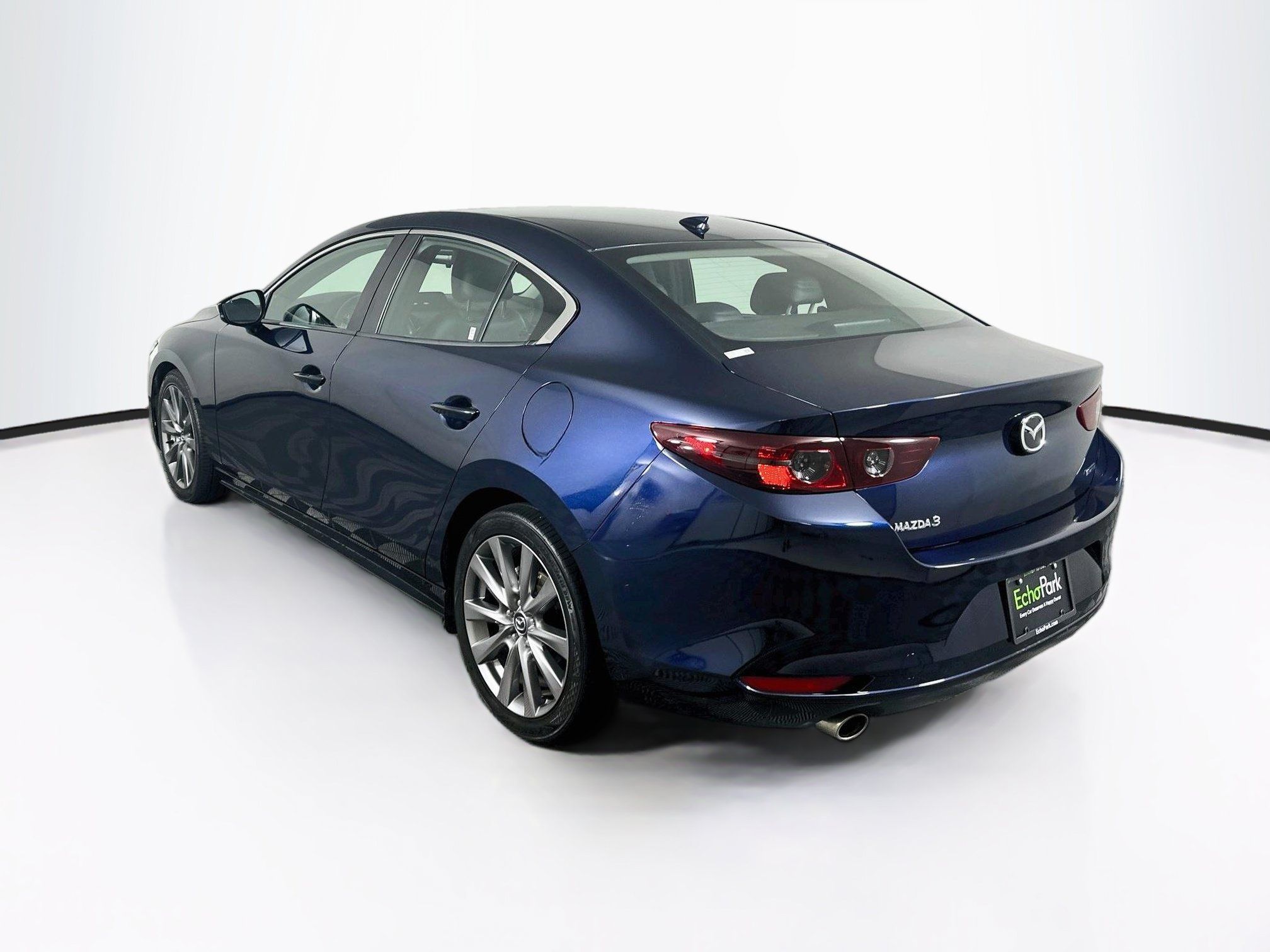 Used 2019 MAZDA MAZDA3 Sedan w/ Preferred Package FWD image 5