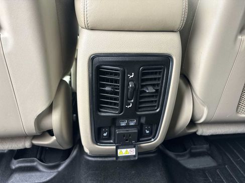 Used 2018 Dodge Durango Citadel w/ Technology Group AWD/4WD image 22