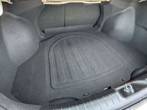 Used 2025 Hyundai Elantra SEL image 23